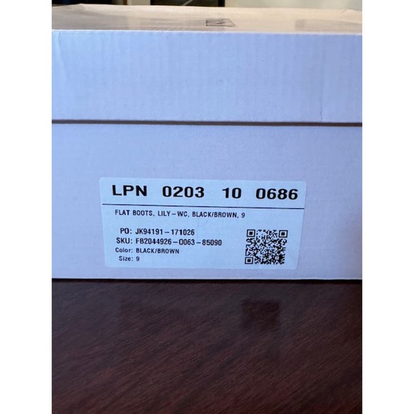 JustFab Brown and Black Boots size 9/Wide Calf - Picture 5 of 7